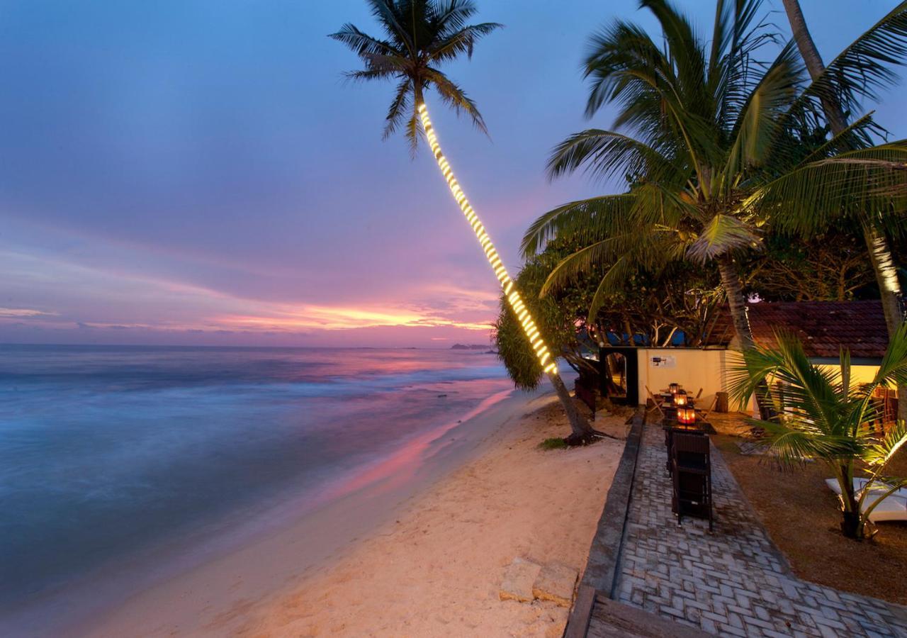 Isle Of Thalpe Bed & Breakfast Unawatuna Exterior photo