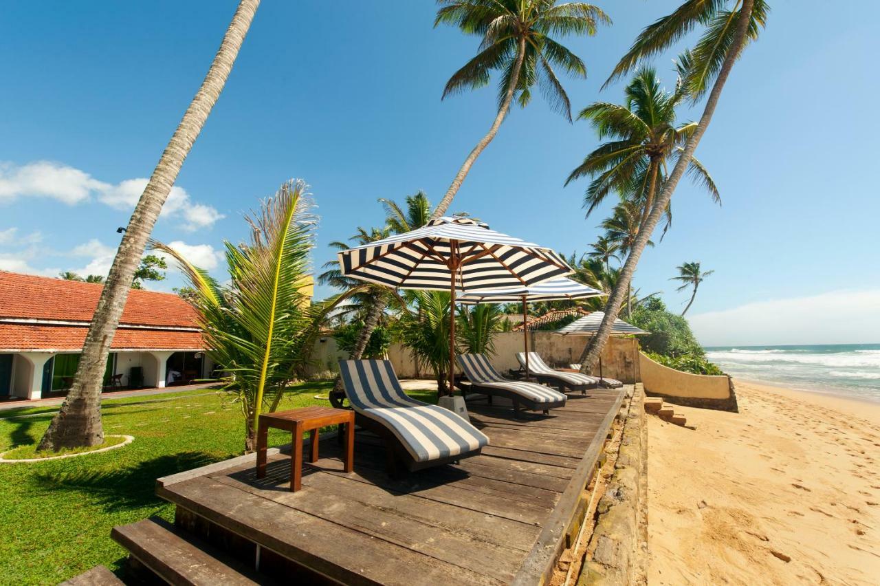 Isle Of Thalpe Bed & Breakfast Unawatuna Exterior photo